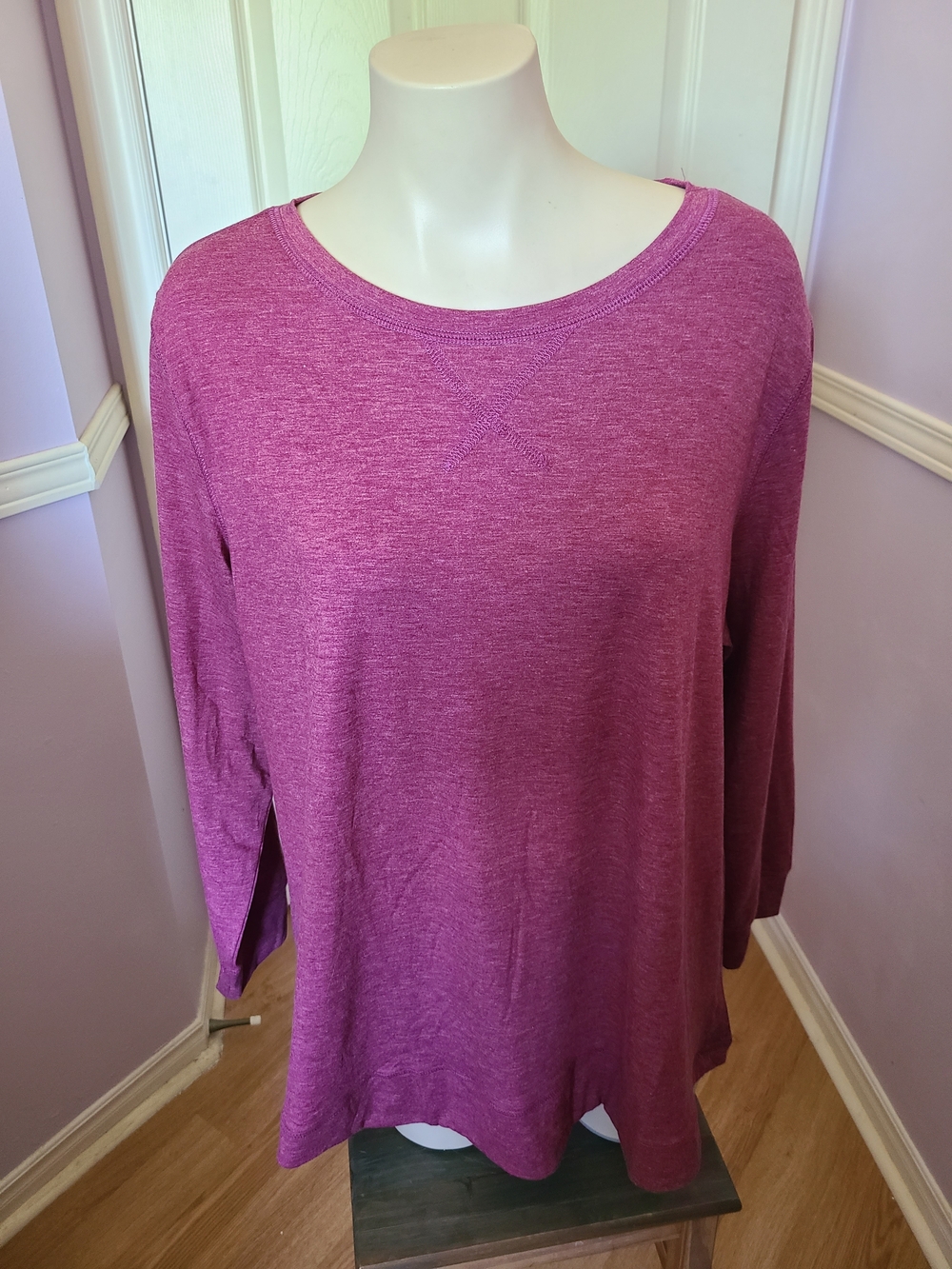 Relaxed Scoop Neck Long Sleeve Top in Magenta